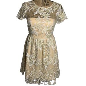 Agaci Cream Nude lace formal dress